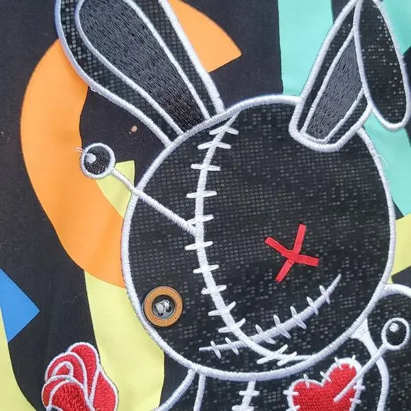 Lucky Charm Embroidered T-shirt - Picture 3 of 8